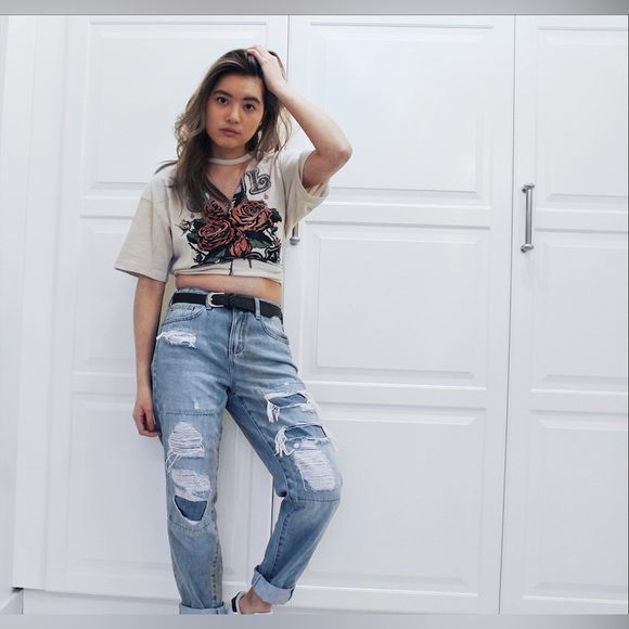 Garage Distressed Mom Jeans - Picture 4 of 4